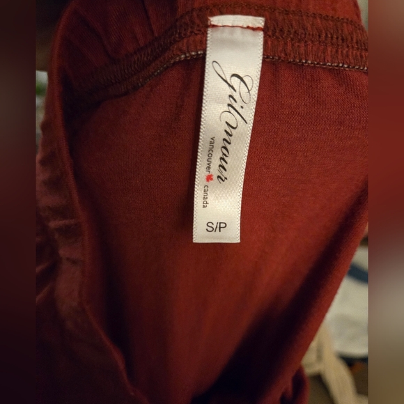 ✨️HOST PICK✨️ 🇨🇦 Made in Vancouver Gilmour Bamboo Pull-On Pencil Skirt - Picture 2 of 5